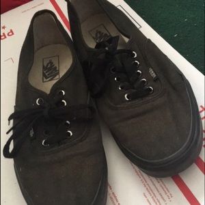 Men's size 11 vans blkonblk faded fabric