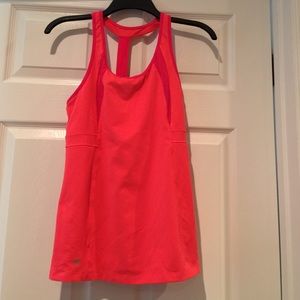 Athleta workout top- medium