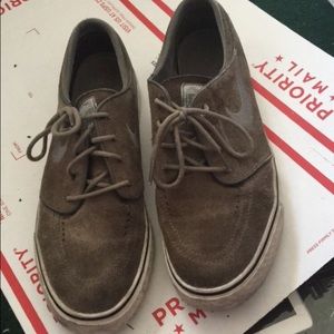 Size 10 men's Nike sb Stefan Jamoski