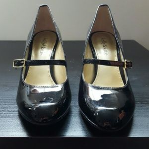 Kelly & Katie Caris Black Pumps