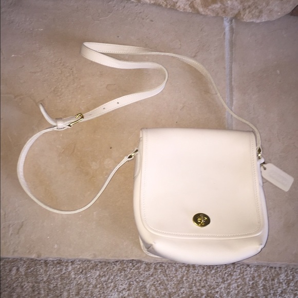 COACH Vintage White Leather Crossbody