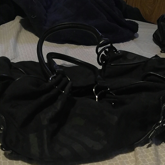 Pursue black good condition