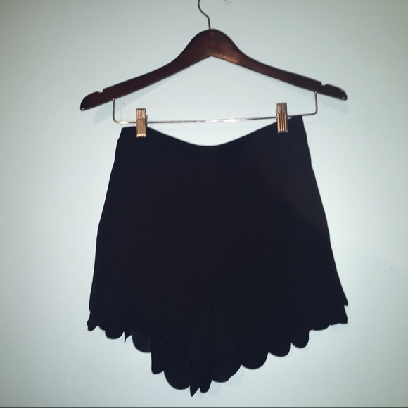 Lauren Conrad Pants - LC Lauren Conrad Black Scallop Hem Shorts