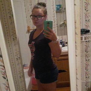 Meet your Posher, Dannielle