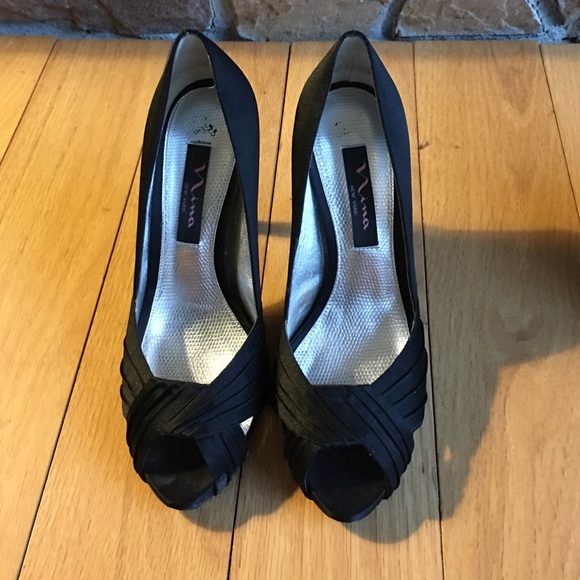 Nina New York Black Satin Open Toed Pumps