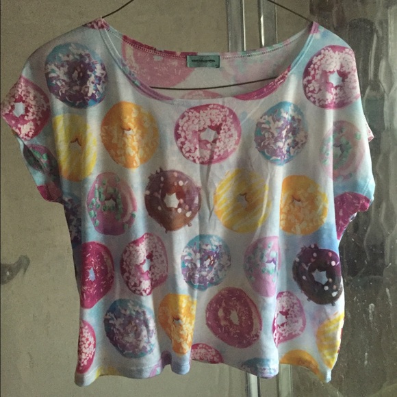 Donut crop top