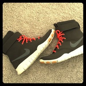 Nike Free 5.0 Combat Sneakers