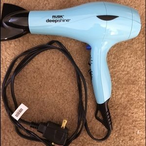 Rusk blow dryer