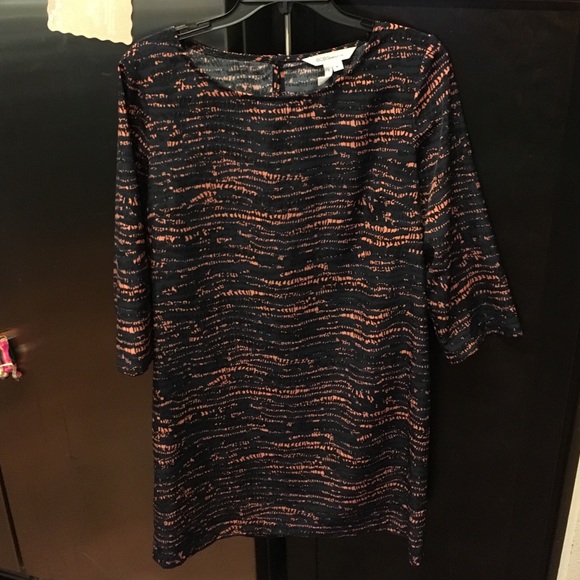 BCBG 3/4 sleeve Shift dress size medium