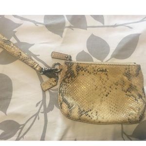 Gorgeous Authentic Coach Faux Snakeskin Wristlet