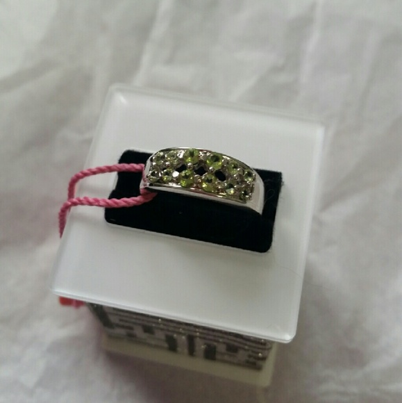 .925 ring Sterling silver with green stones 7 - Picture 2 of 5