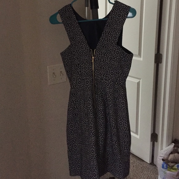 Navy and white dress from h&m. Only worn once.