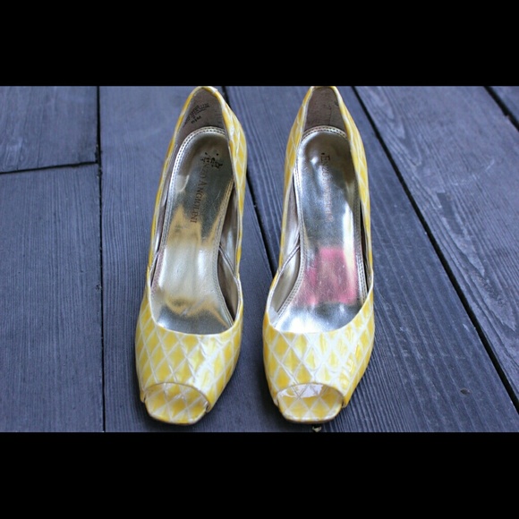 Yellow peep toe - Picture 2 of 4