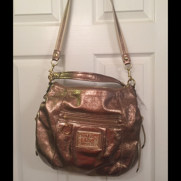 Authentic Coach Leather Poppy Bag