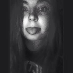 Meet your Posher, Jade