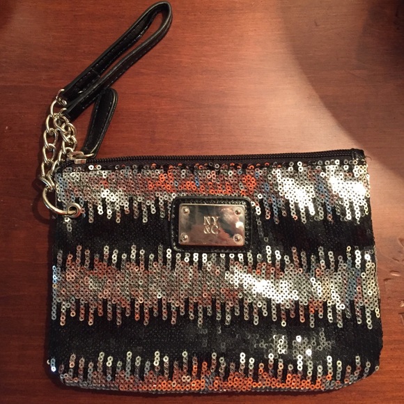 Party Wristlet