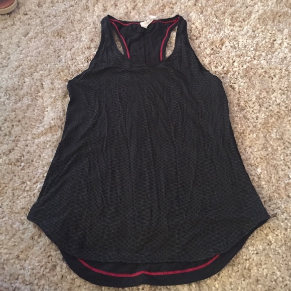 UA fitted razorback tank