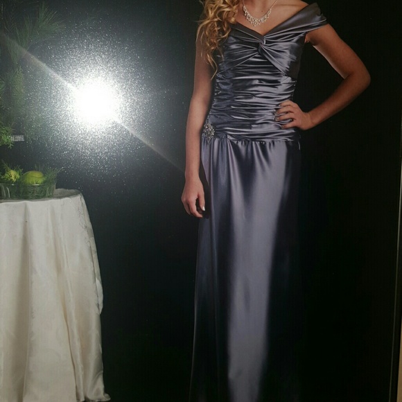 Grey prom dress - Picture 1 of 2