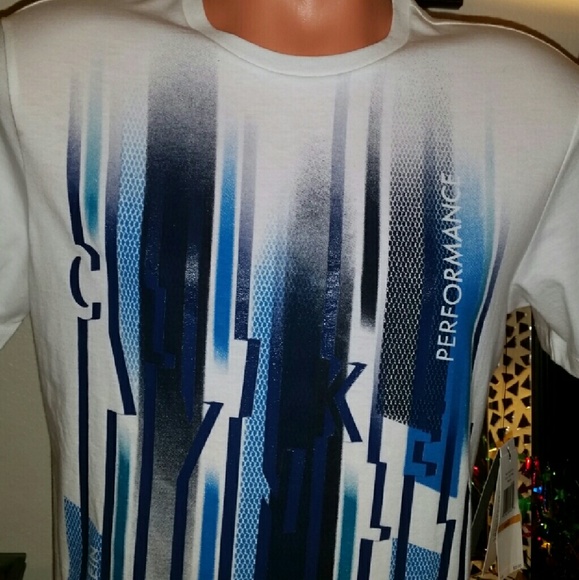 Calvin Klein - Picture 2 of 2