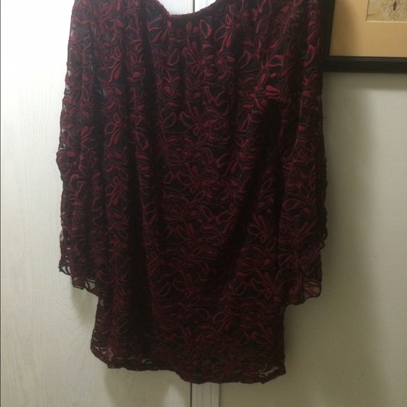 Textured blouse - Picture 2 of 2