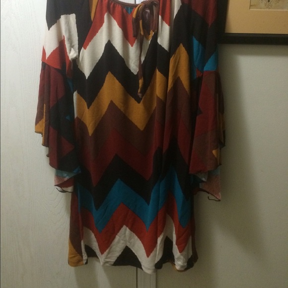 Multi colored blouse - Picture 2 of 2