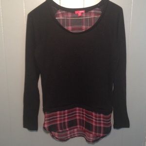 Bongo high low black/ plaid sweater