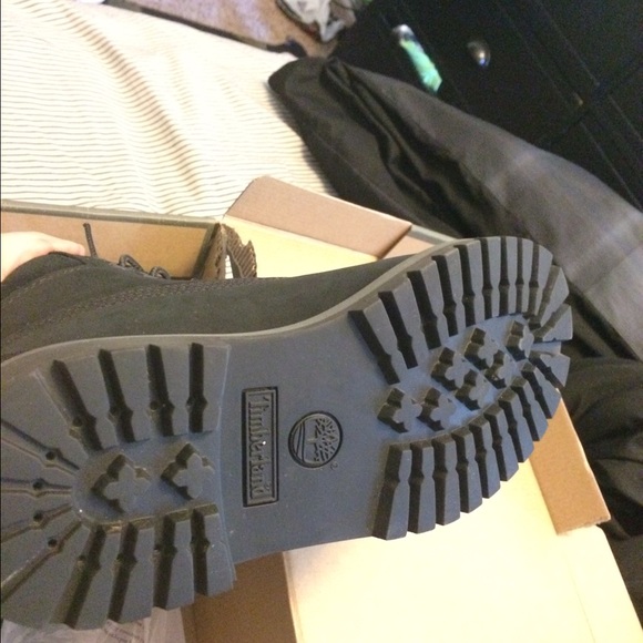 All black tims - Picture 3 of 3