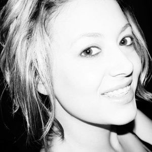 Meet your Posher, Hollie