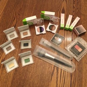 Mary Kay collection for deep skin