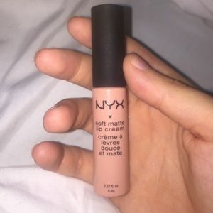 NYX soft matte lip cream