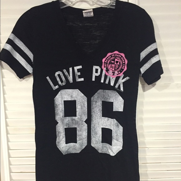 Victoria's Secret PINK Graphic V-Neck Tee
