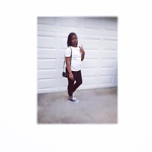 Meet your Posher, Faith