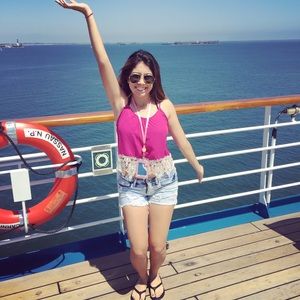 Meet your Posher, Mandy