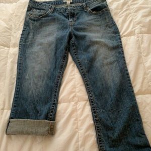 Size 13/14 Aeropostle Capris