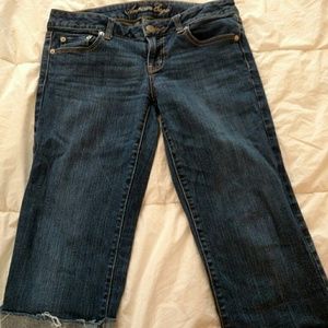 American Eagle Capris Size 8