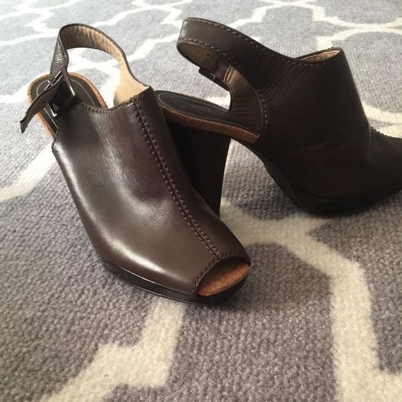 Brown peep toe - Picture 3 of 3