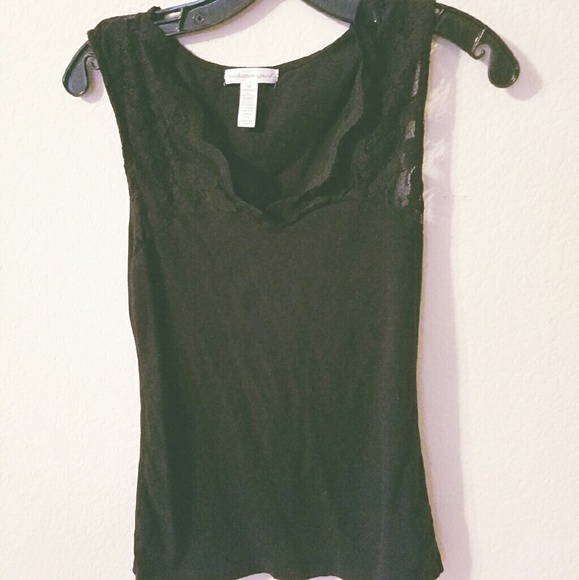 Lace V-neck Black tank!