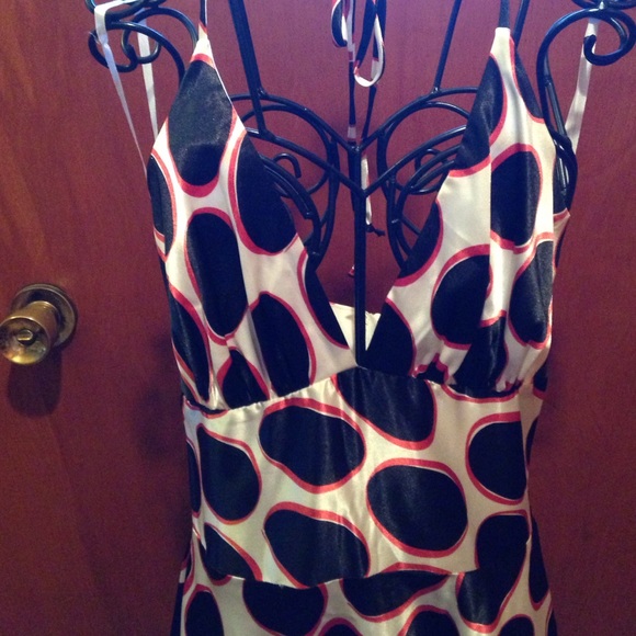 Classy Sexy summer dress - Picture 2 of 4