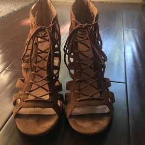 Pour La Victoire laced up high heel sandal