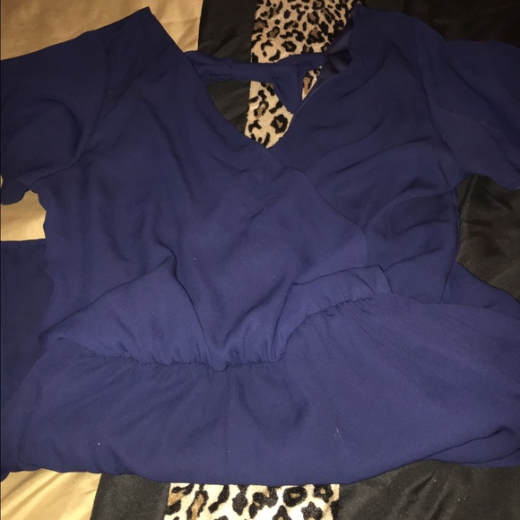 Cute romper - Picture 2 of 3