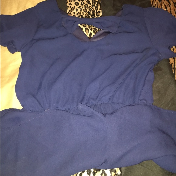 Cute romper - Picture 3 of 3