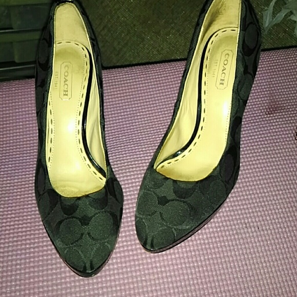 Sold *"*Coach high heels - Picture 1 of 1