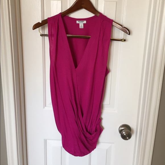 Old Navy fuchsia bubble top