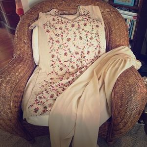 Beautiful reposh, Indian style outfit.