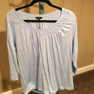 Lovely lightweight top!