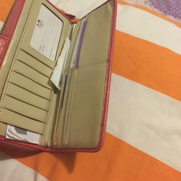 Wallet - Picture 3 of 3