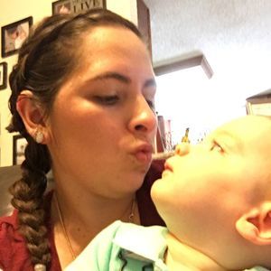 Meet your Posher, Elaina