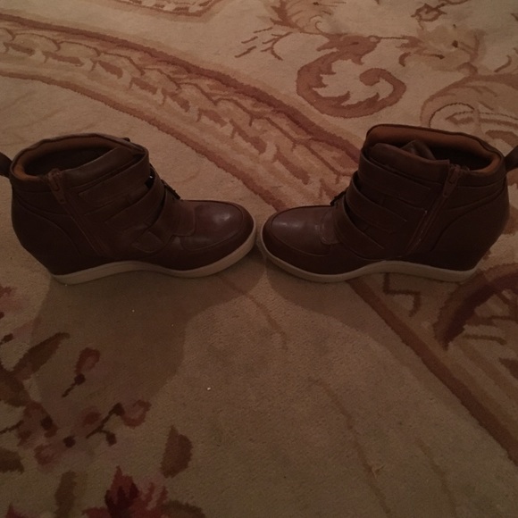 Brown sneaker wedges
