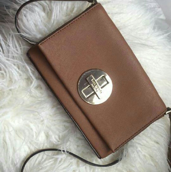 Hi! My name is Mari & I am so glad you stopped by. - Picture 3 of 4