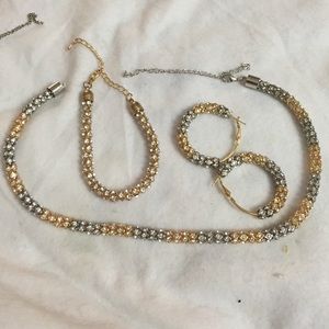 Earrings, necklace and bracelet set